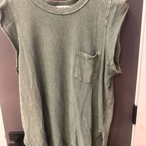 T.La Olive Sleeveless Top